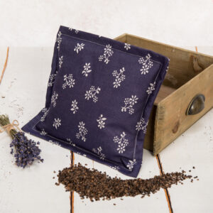 Nahřívací polštářek plněný pohankovými slupkami a bylinkami - modrý kanafas